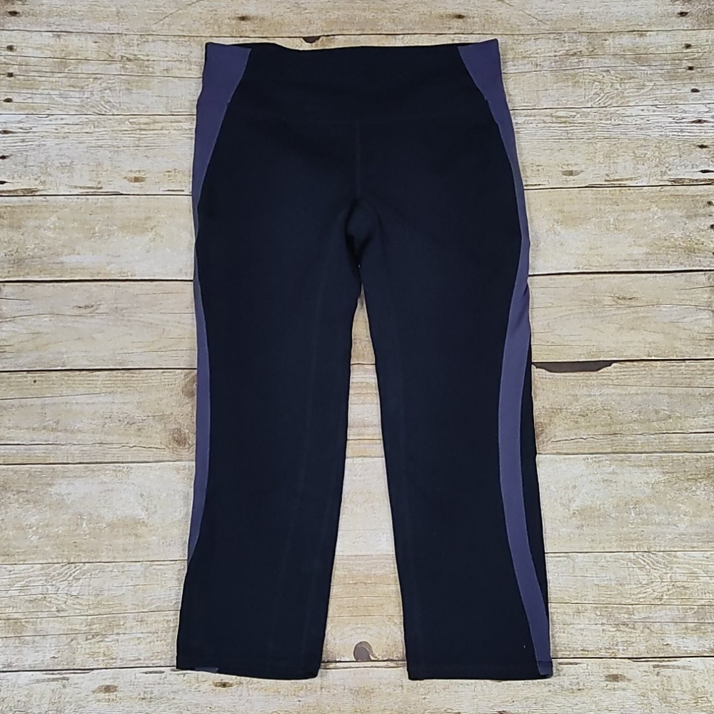 Gap Body Fit Gfast Capri Leggings